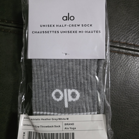 ALO Yoga Heather Gray and White Athletic Socks - Picture 1 of 1